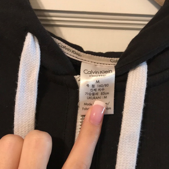 Calvin Klein zip-up Hoodie - Picture 4 of 6